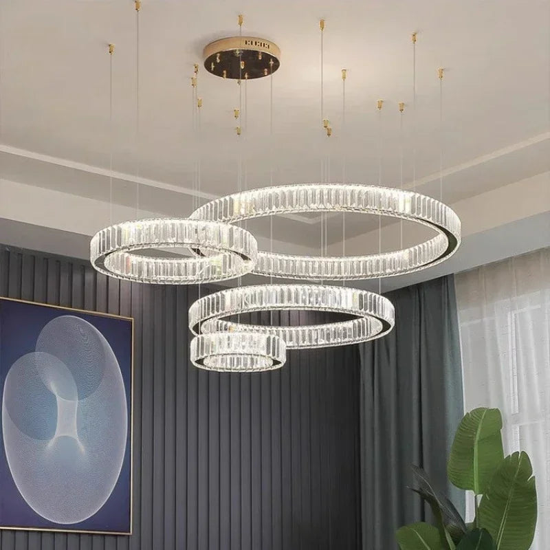 Lustre Luxe Design — Moderne
