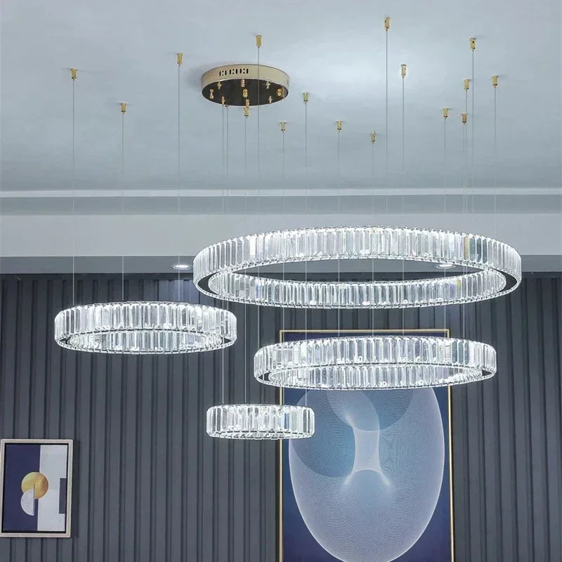 Lustre Luxe Design — Moderne