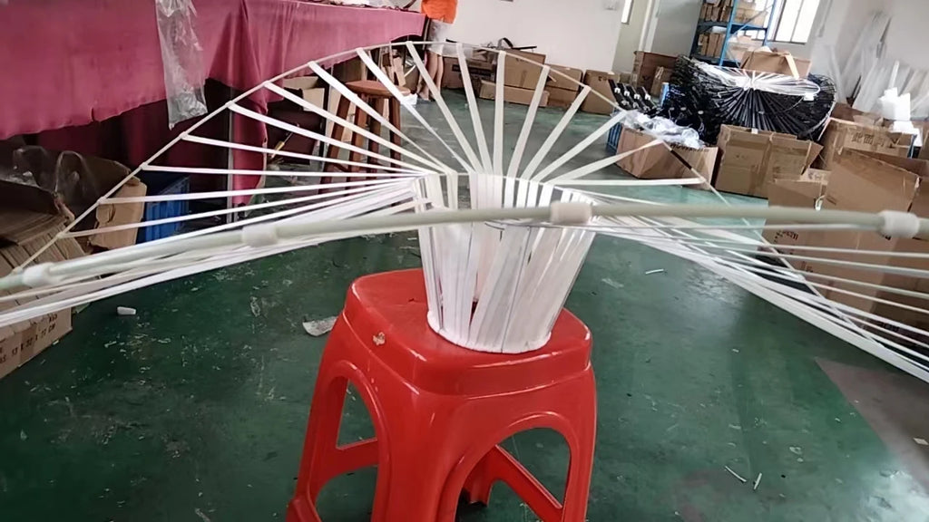 Lustre Paille — Suspension Chapeau Paille