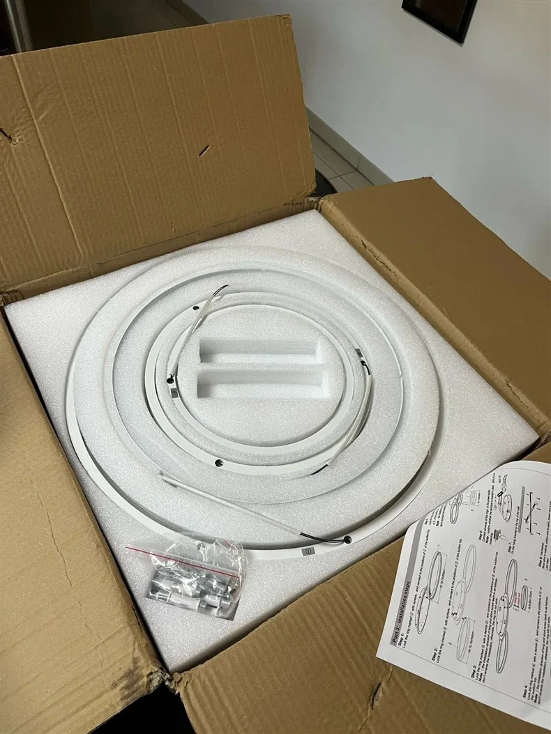 Lustre Blanc Moderne — doré 5 ampoules 72W