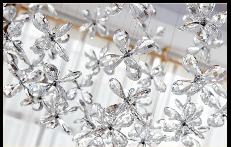 Lustre Cristal Moderne — Escalier