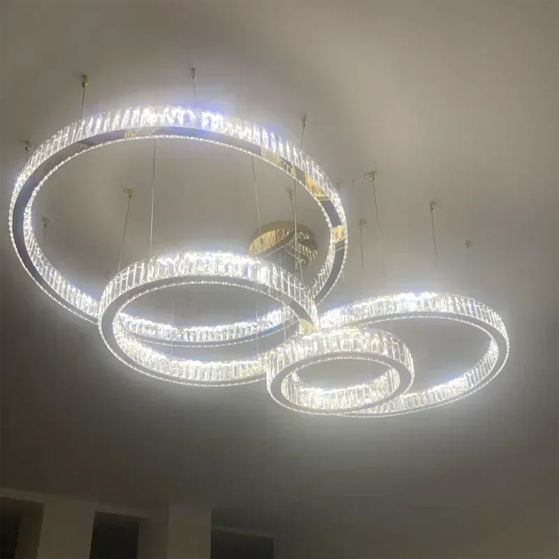 Lustre Luxe Design — Moderne