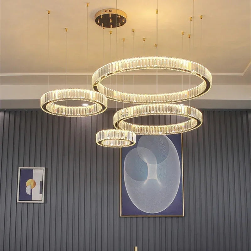 Lustre Luxe Design — Moderne
