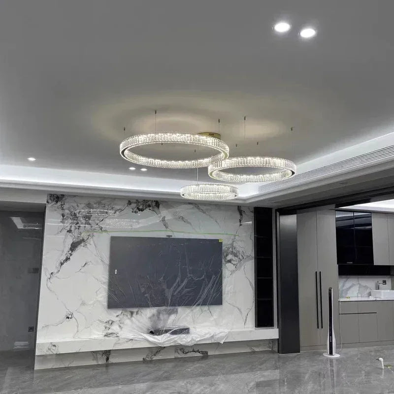 Lustre Luxe Design — Moderne