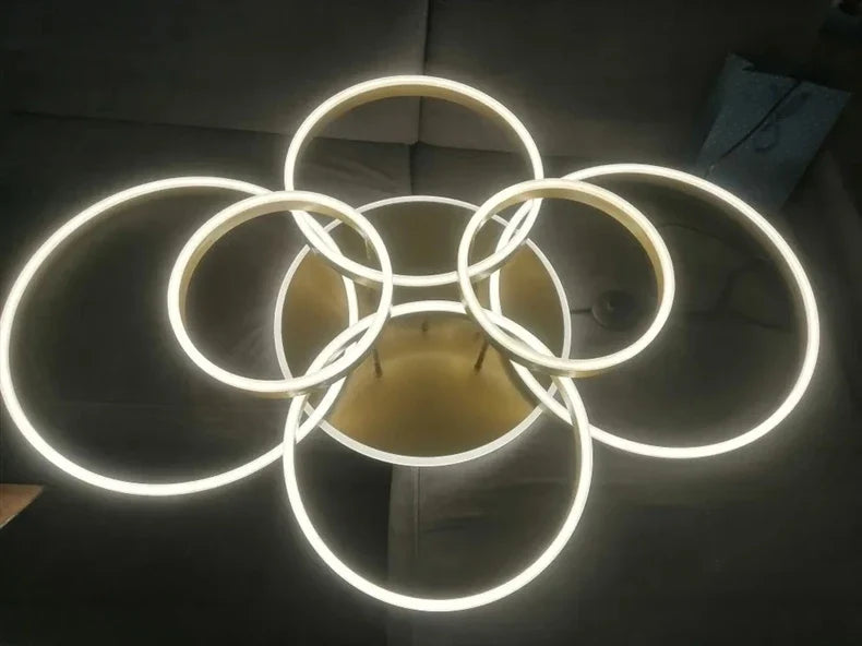 Lustre Blanc Moderne — Noir 6 ampoules 108W